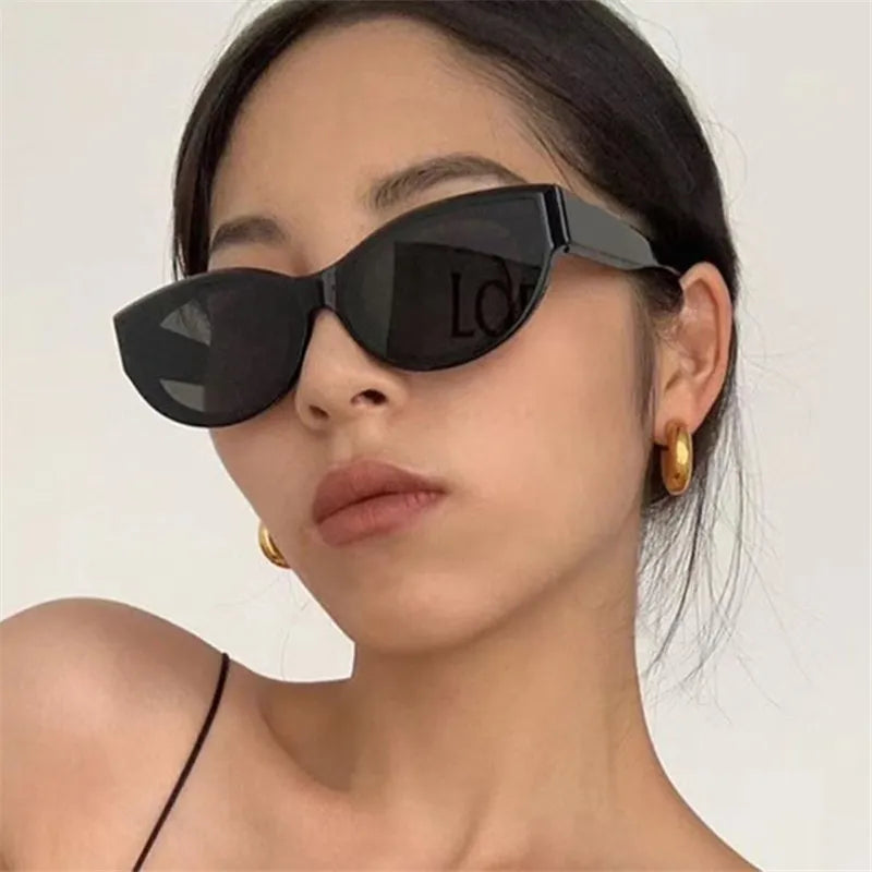 Retro Oval Frame Sunglasses