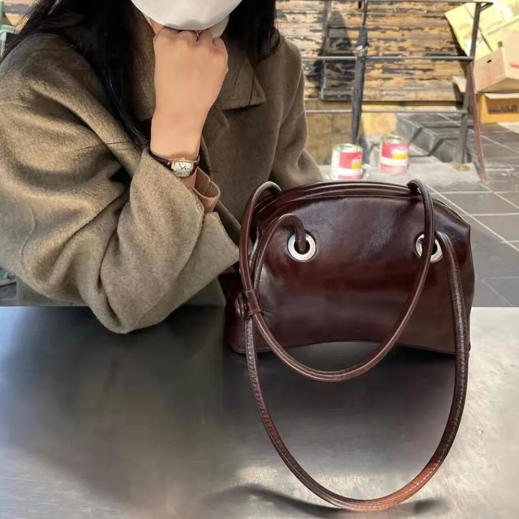 Korean Niche Catfish Bag